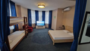 Central Hotel with Free parking